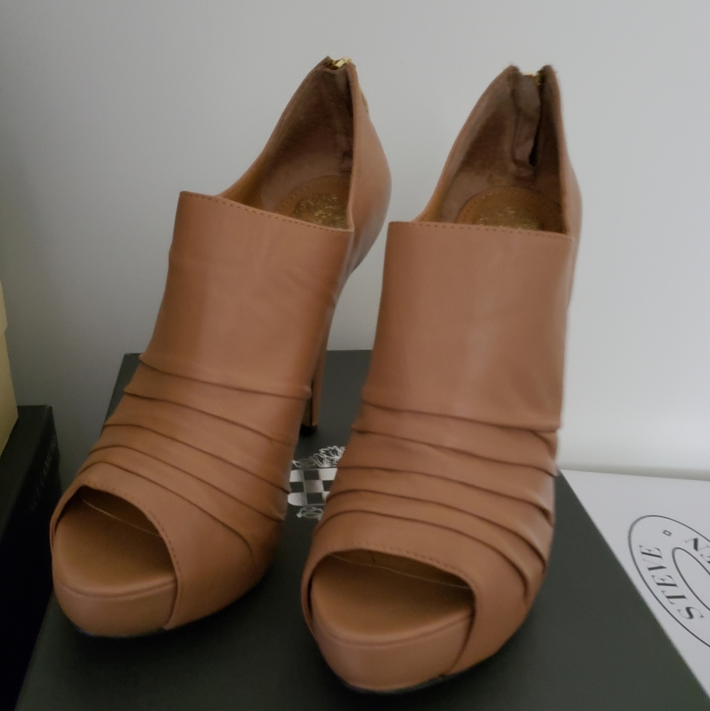 Vince Camuto Heels